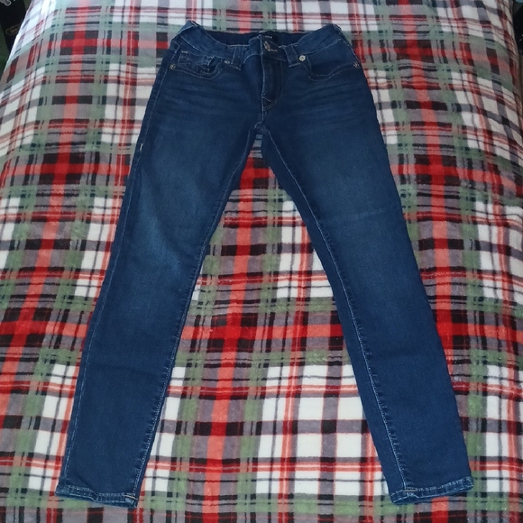 True Religion Juniors Blue Jeans - Picture 1 of 7
